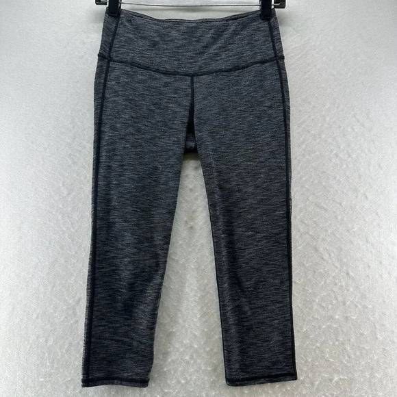 Athleta Pants - Athleta Leggings Womens Size S Energy Chaturanga Capri Athletic Workout Gray